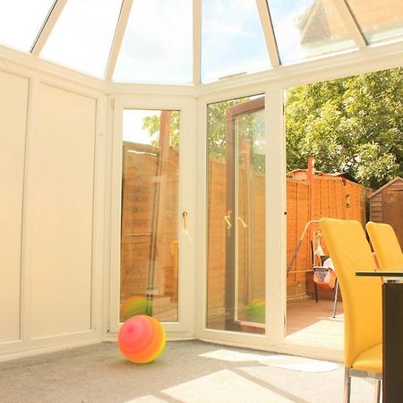 Welcome Home Twin Bedroom Near Heathrow Airport, London Yiewsley Exteriér fotografie